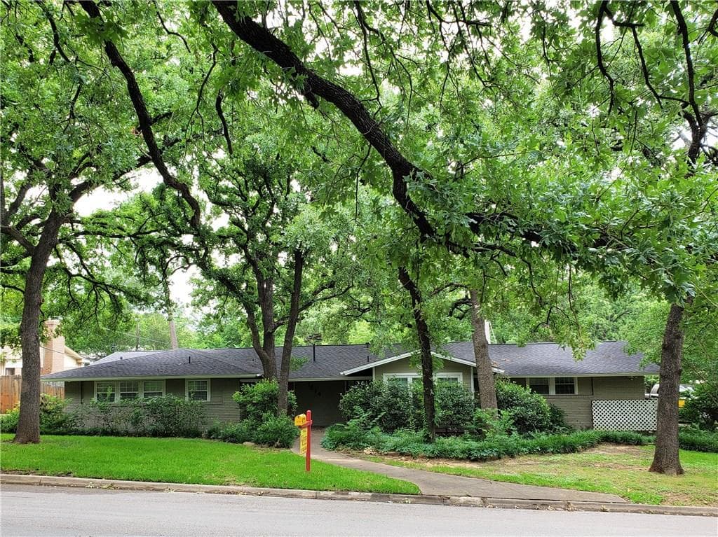 1814 Smith Ln