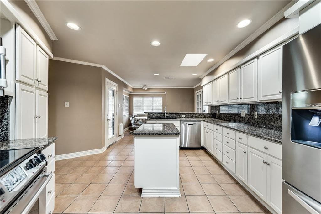 Gallery image 3
