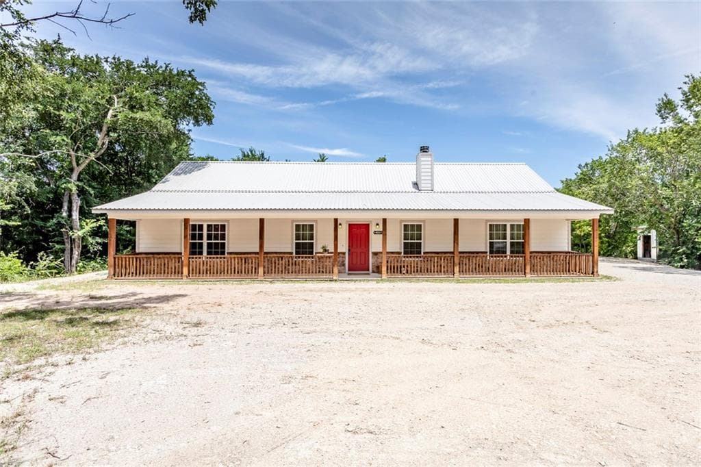 1382 Rogers Rd