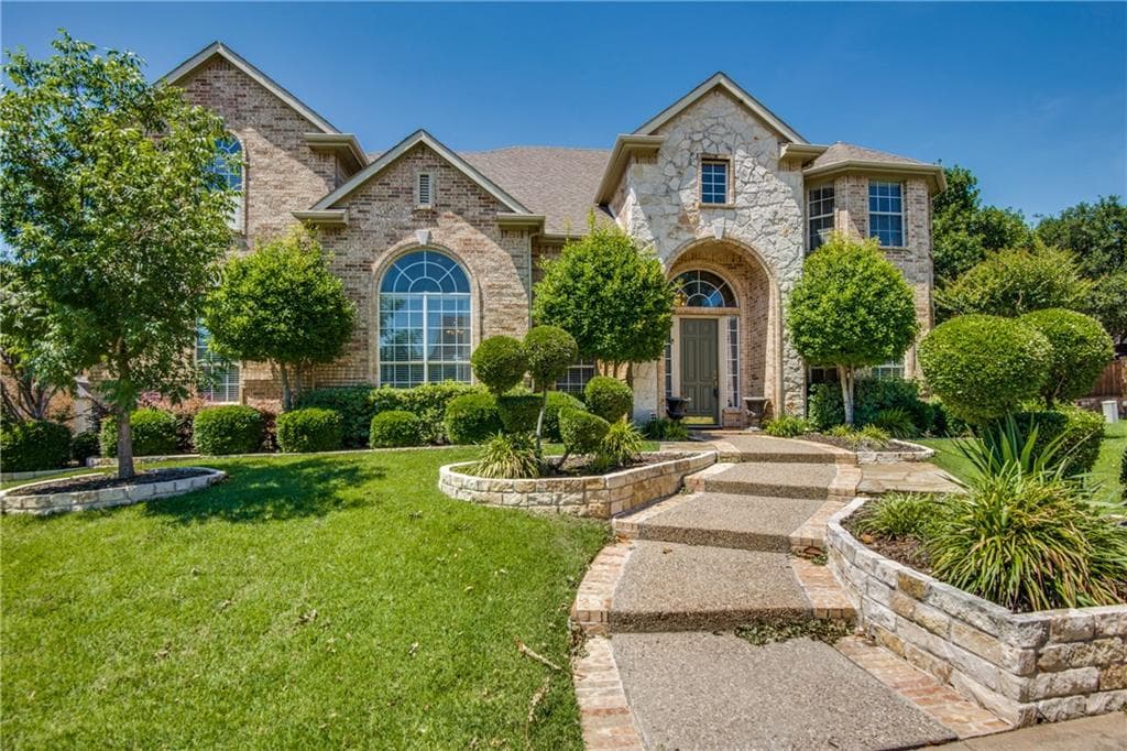 4900 Mira Vista Dr