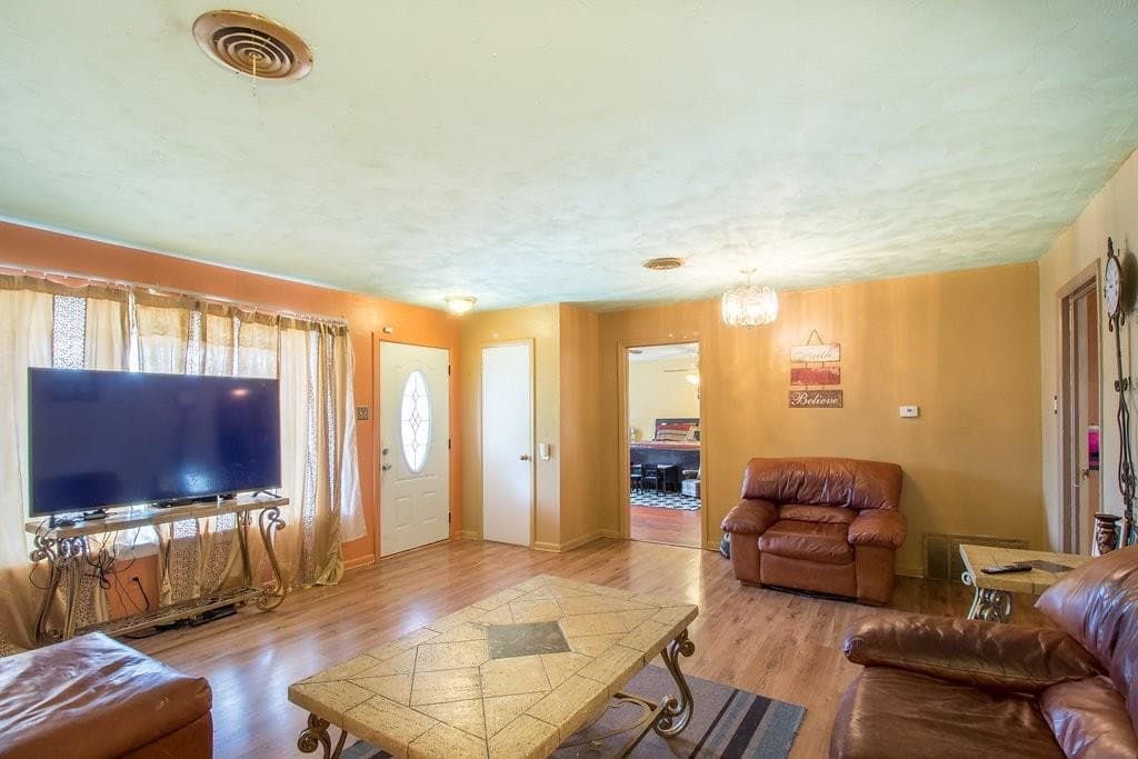 Gallery image 4