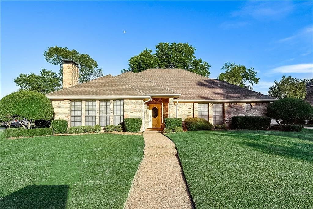 1310 O Shannon Ln