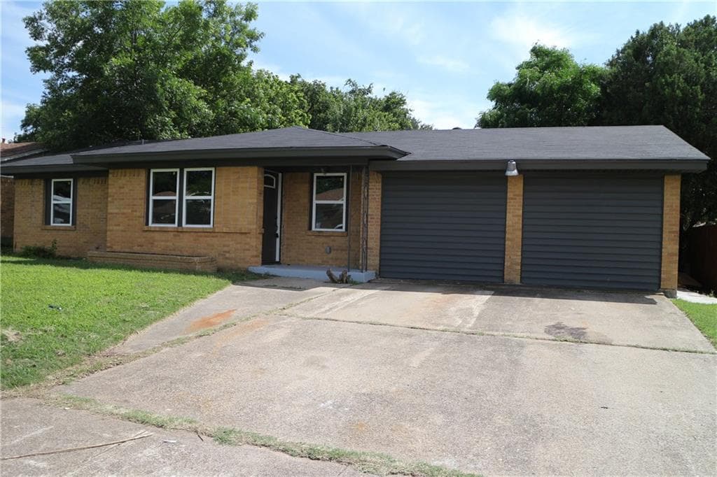 1508 Cloverdale Dr