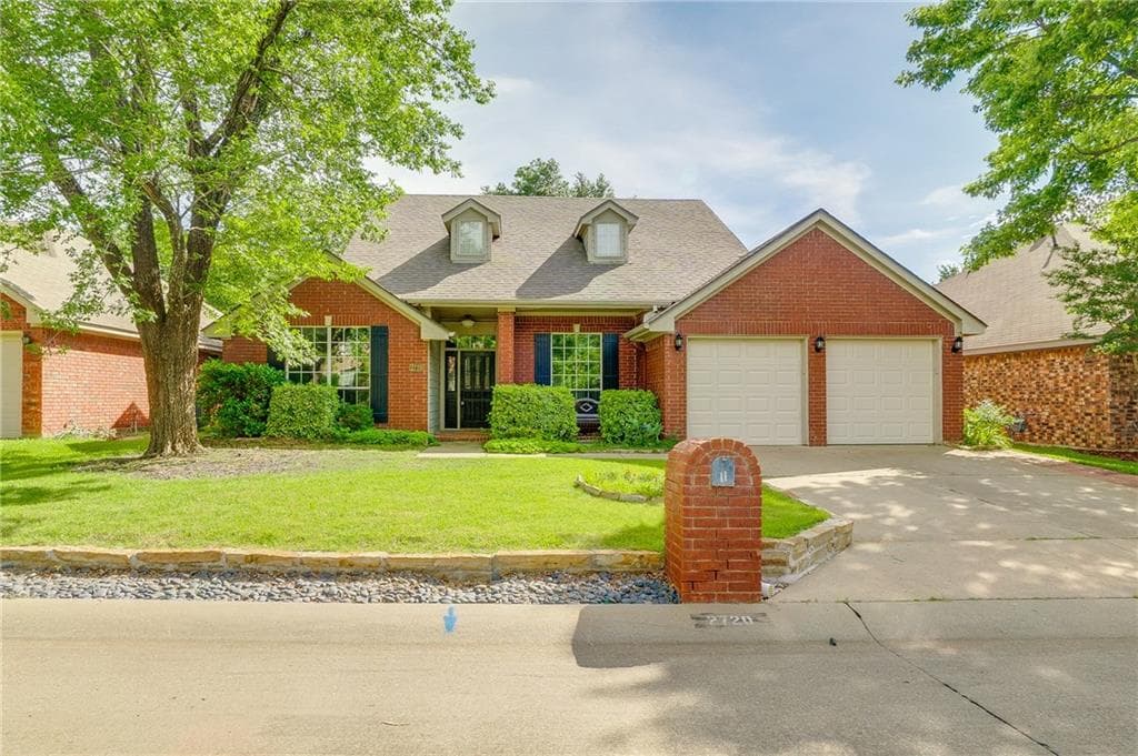 2720 Stonepointe