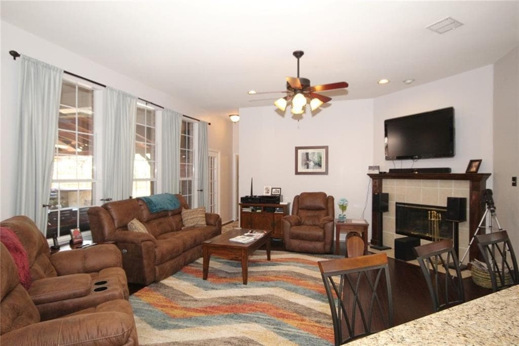Gallery image 3