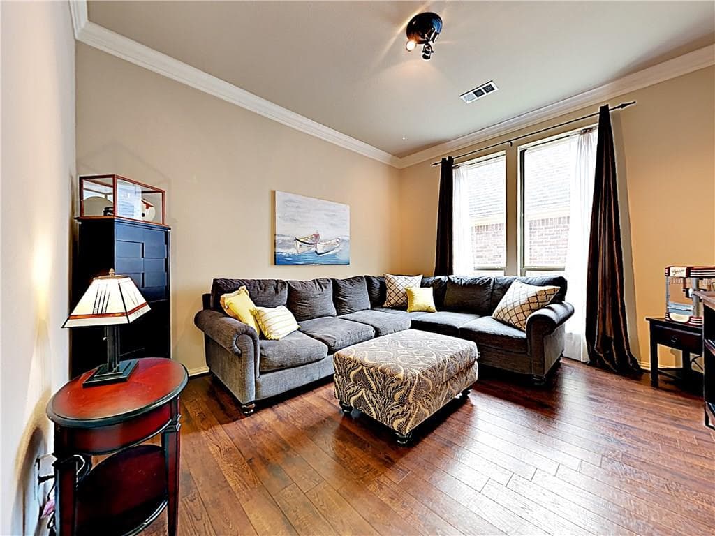Gallery image 5