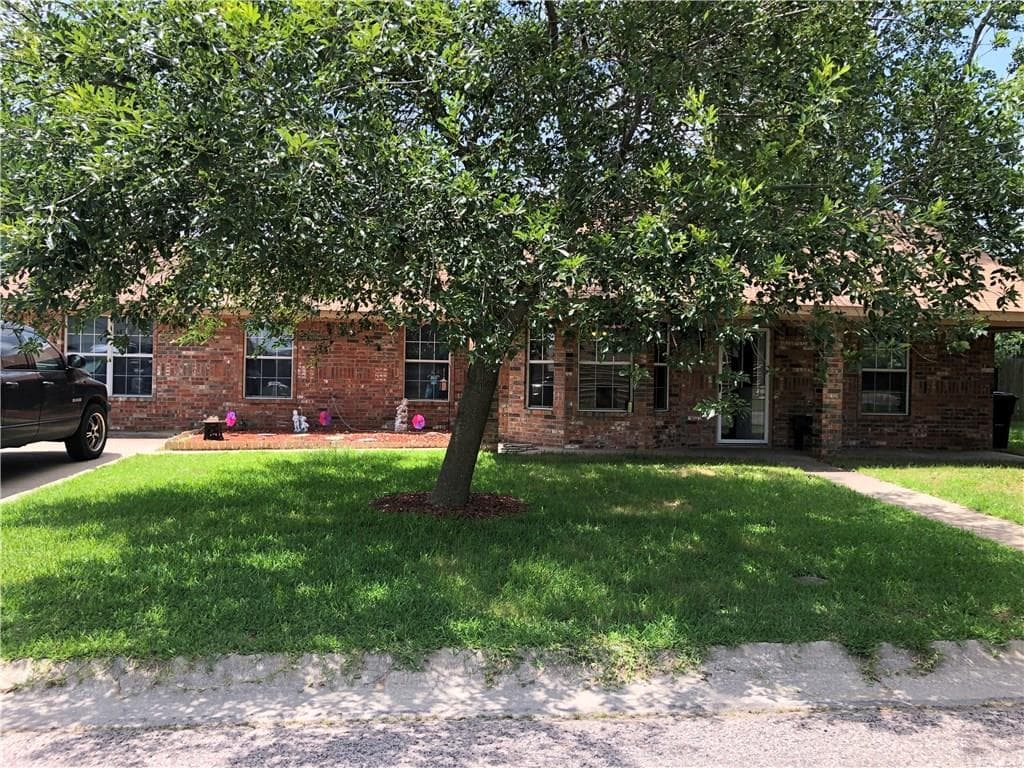 112 Amy Ct