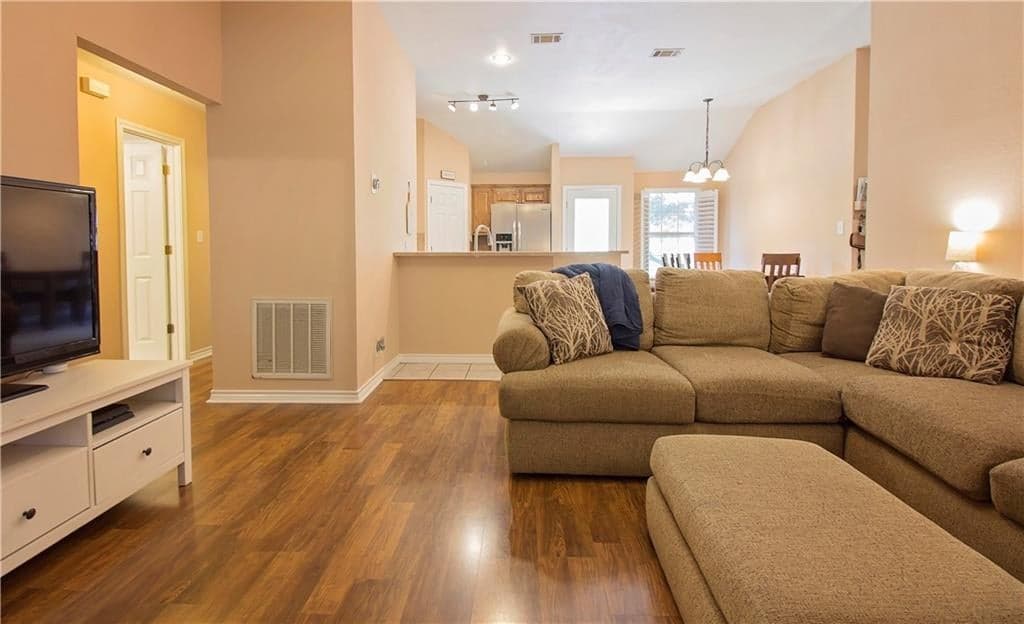 Gallery image 3