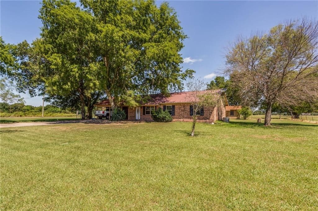 588 County Road 2130