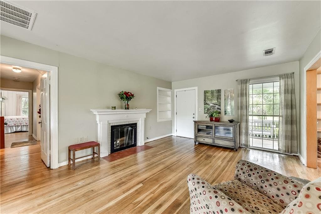 Gallery image 4