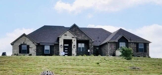 106 Hicks Ln
