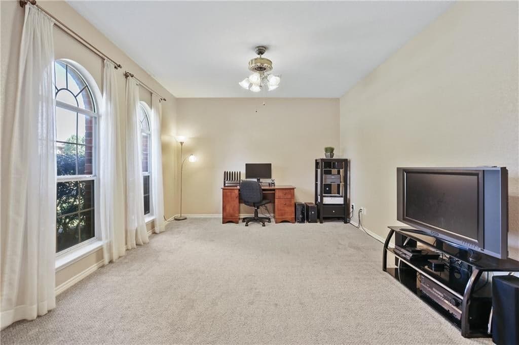 Gallery image 4