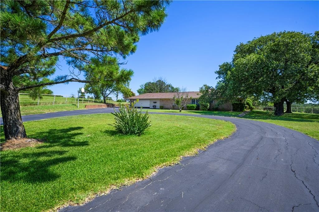 908 County Road 2175