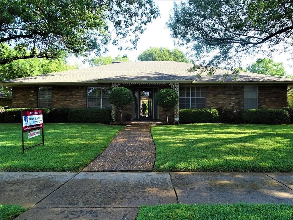 605 Mccoy Dr