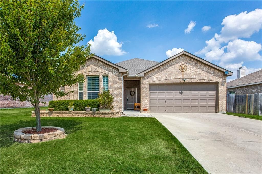 3008 Highgate Dr