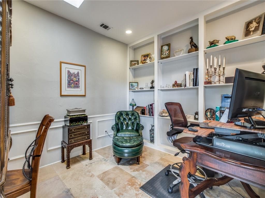 Gallery image 4