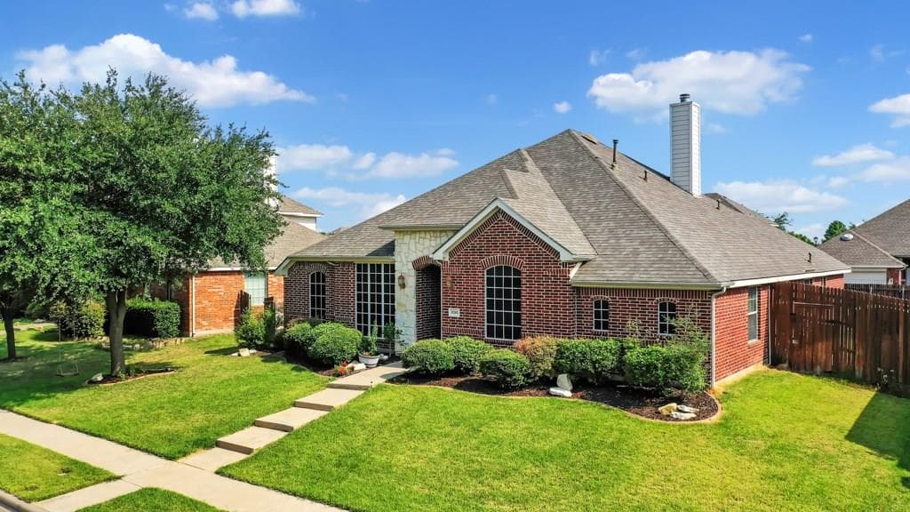 8201 Hartford Dr