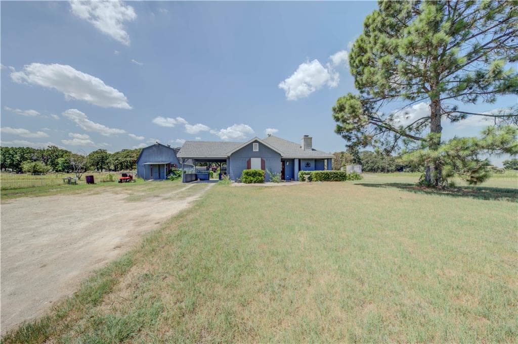 170 Private Road 3425