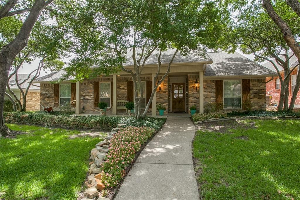 8535 Vista View Dr