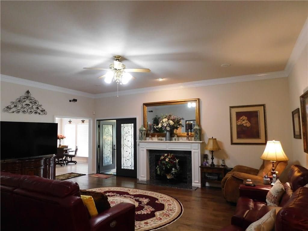 Gallery image 2