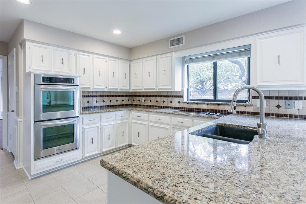 6434 Brook Lake Dr