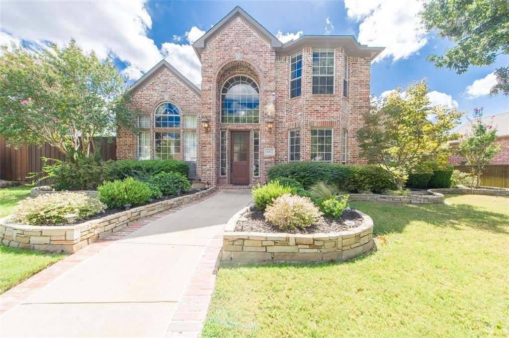 4412 Briar Hollow Dr