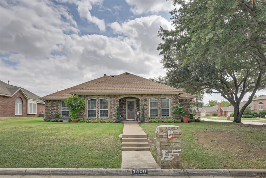 1400 Oxford Dr