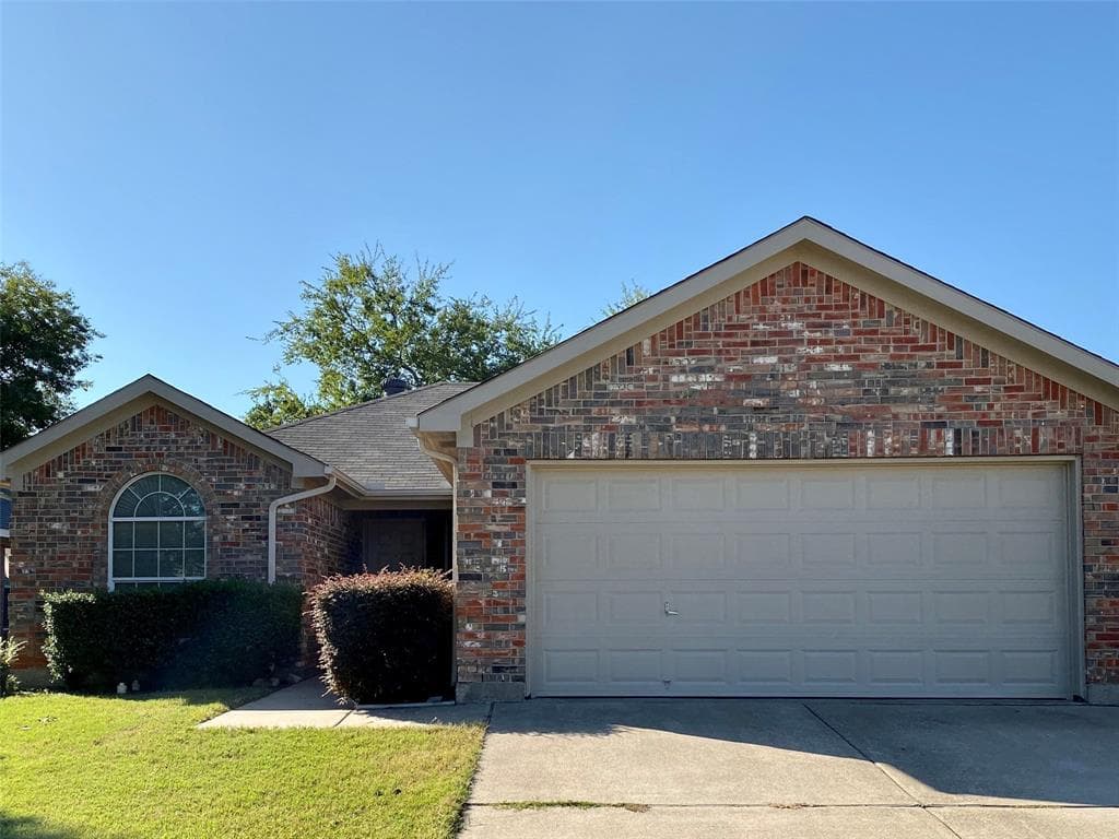 1320 Meadow Rose Trl