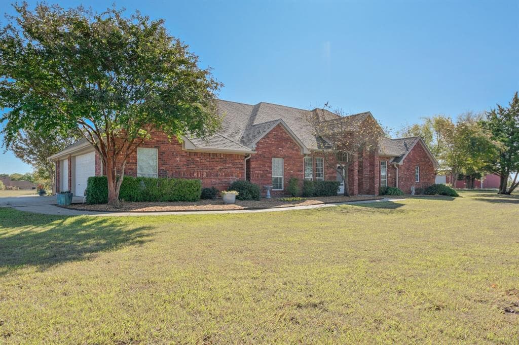 547 County Road 4445