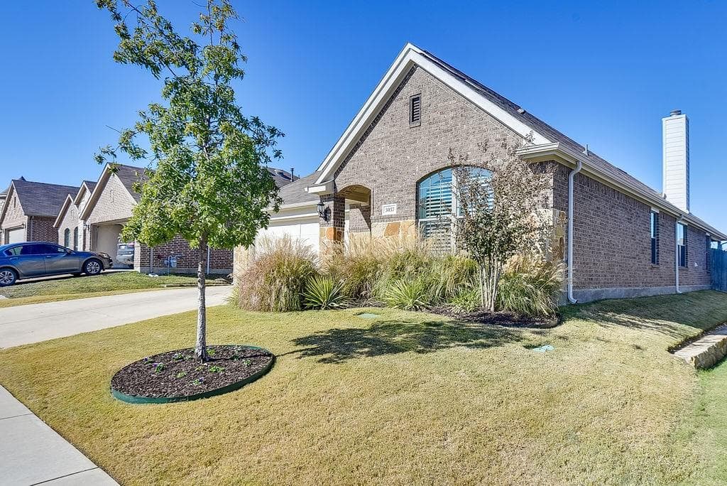 3037 Veranda Vista Dr