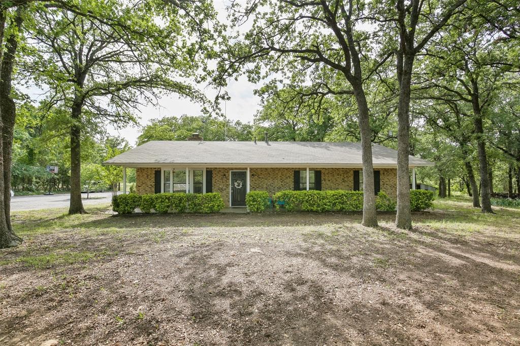 310 Private Road 4769