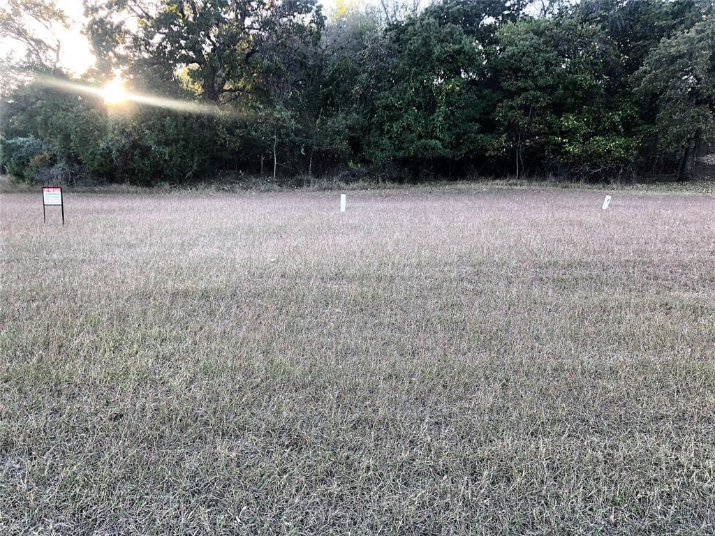 900 Squaw Creek Rd
