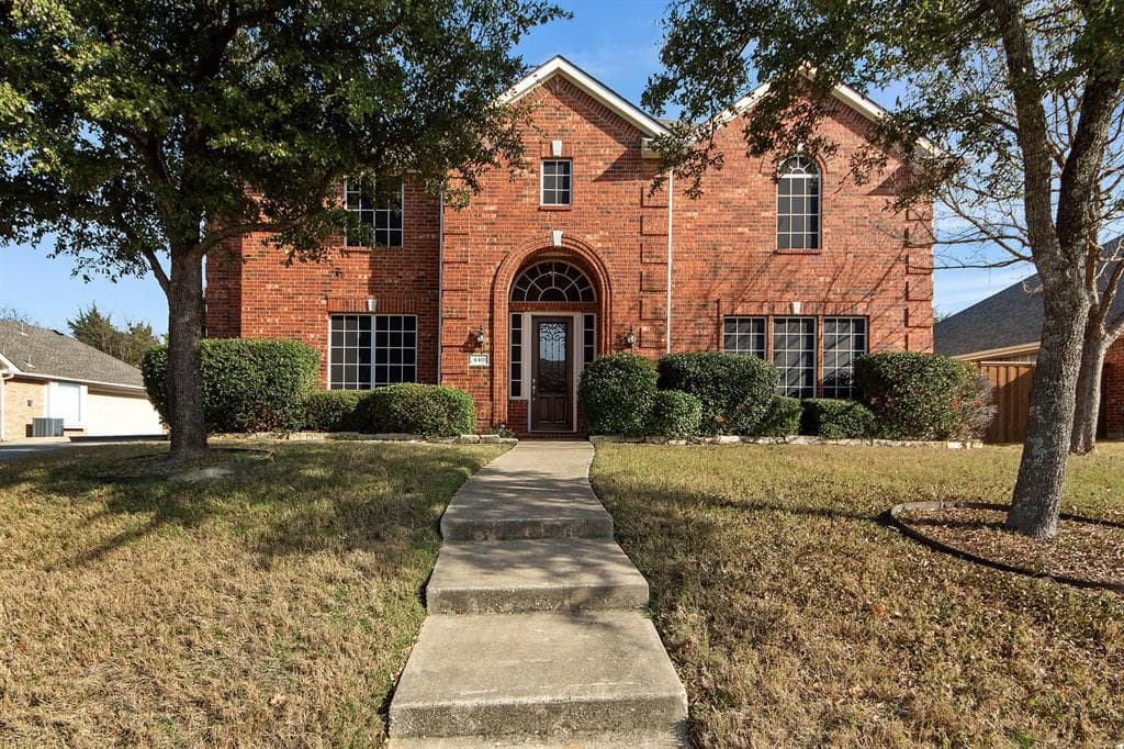 440 Hickory Dr