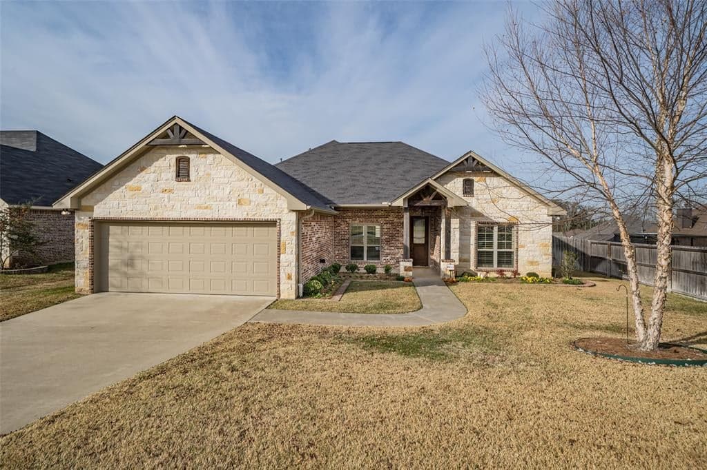 16522 Grand Coteau