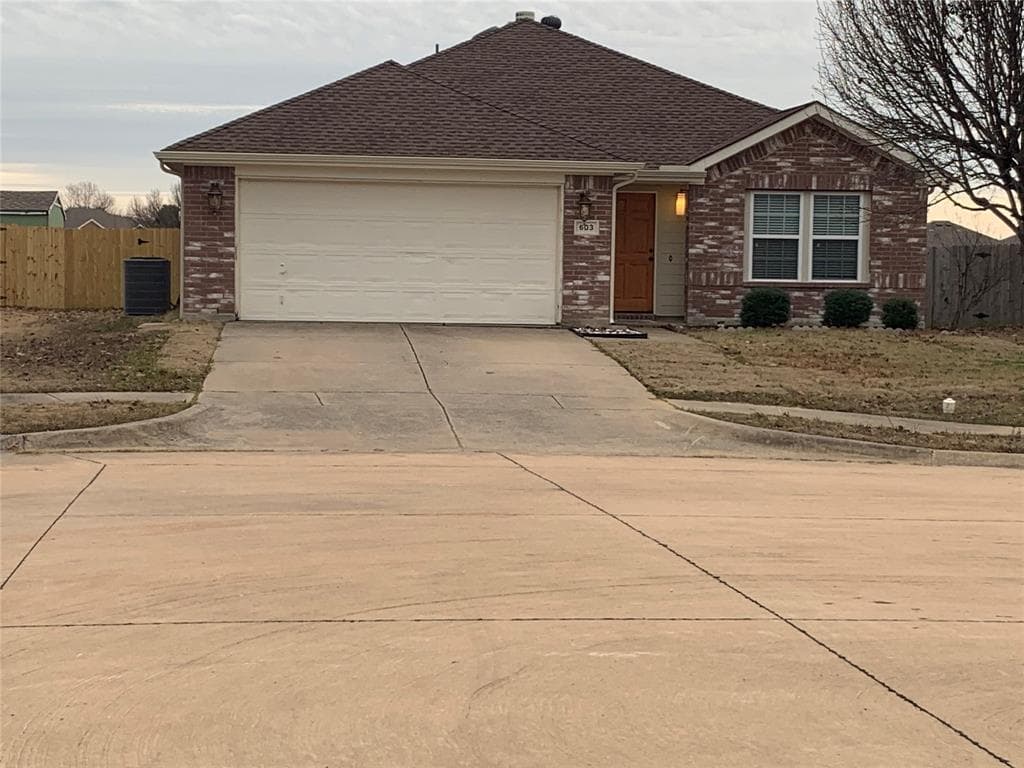 603 Overton Dr