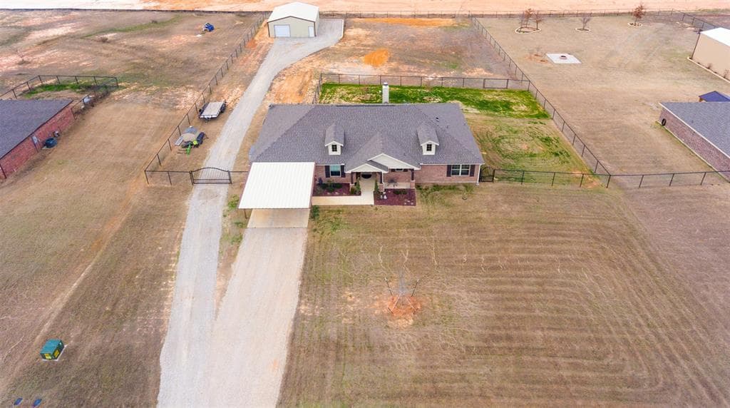 1798 County Road 3591