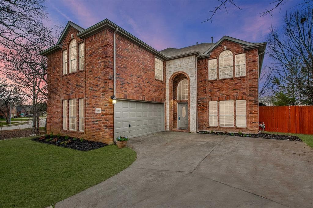 12801 Peach Tree Way