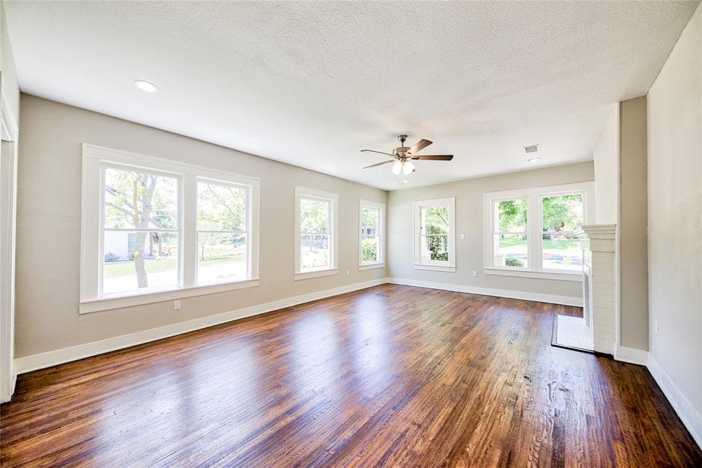 2021 Ashland Ave
