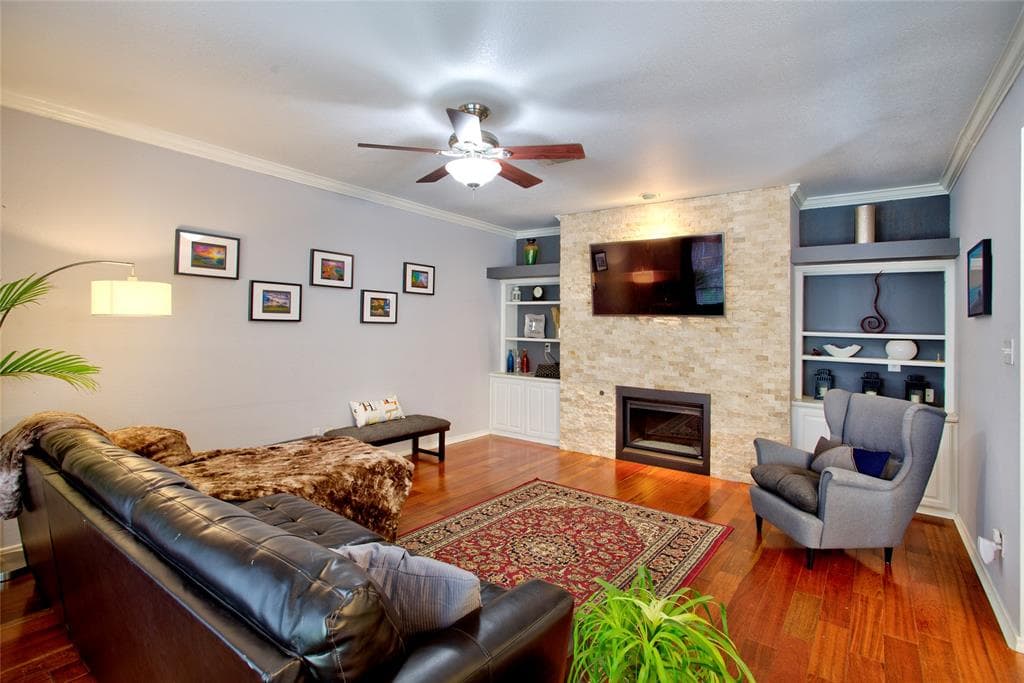 Gallery image 3