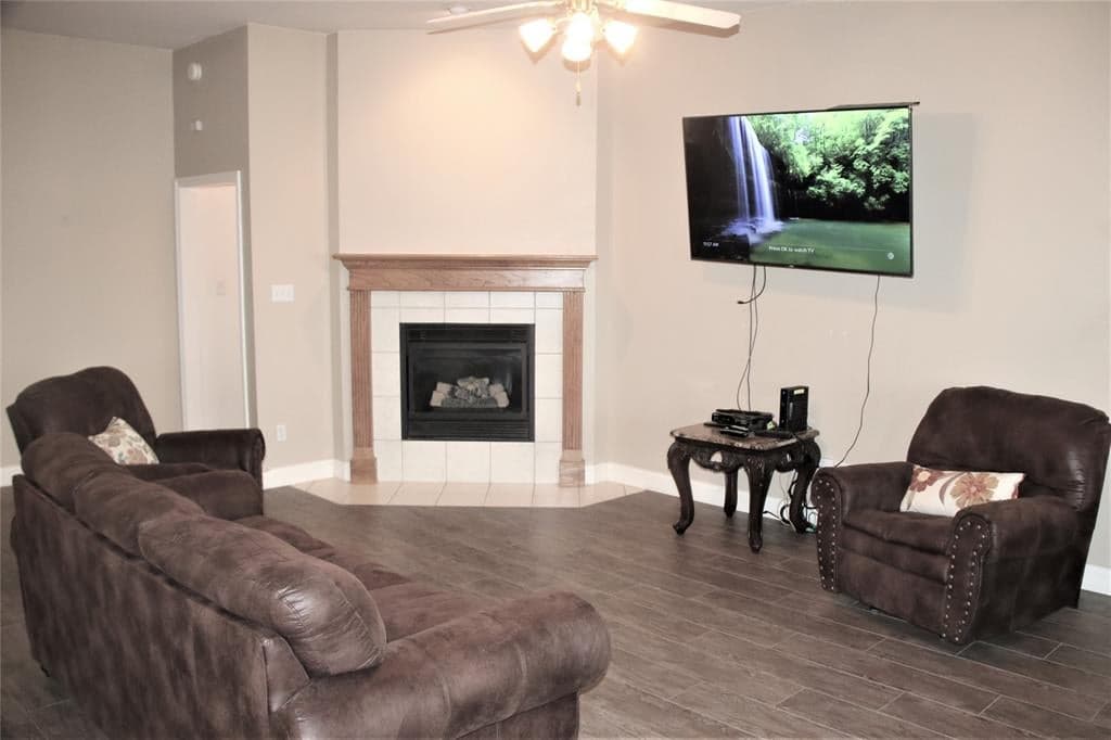 Gallery image 3