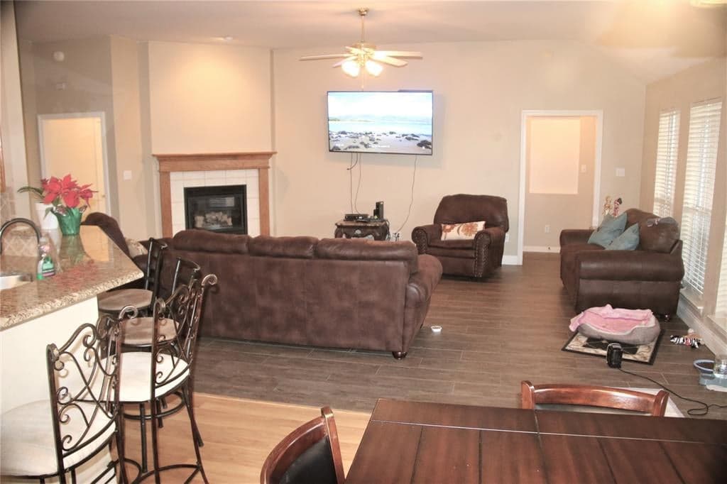 Gallery image 4