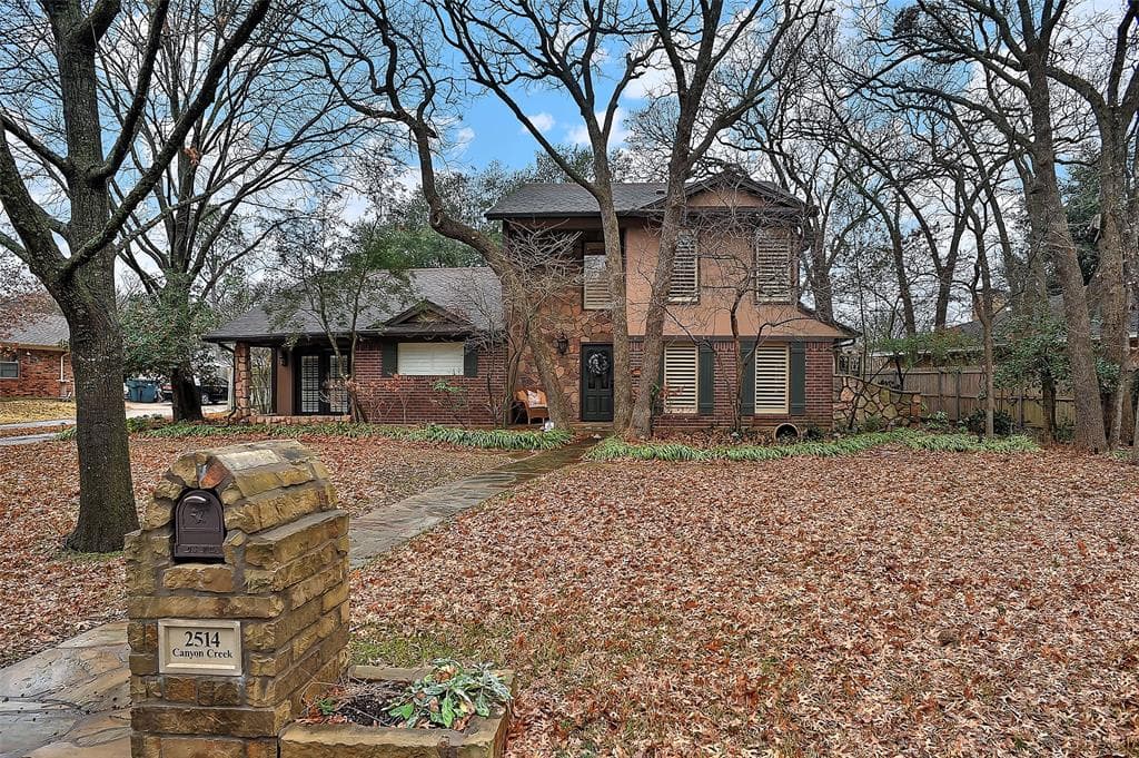 2514 Canyon Creek Dr