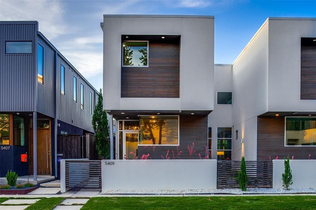 5409 Melrose Ave