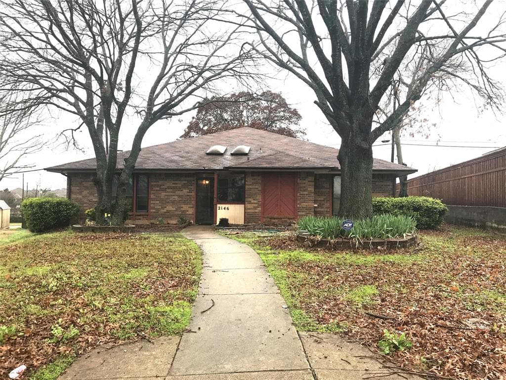 2146 Blueridge Dr