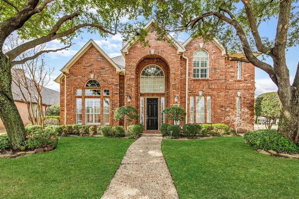 1001 Village Pkwy
