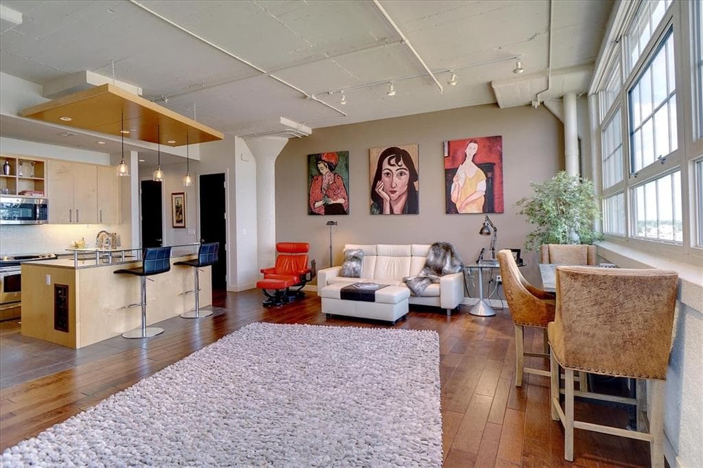 Gallery image 2
