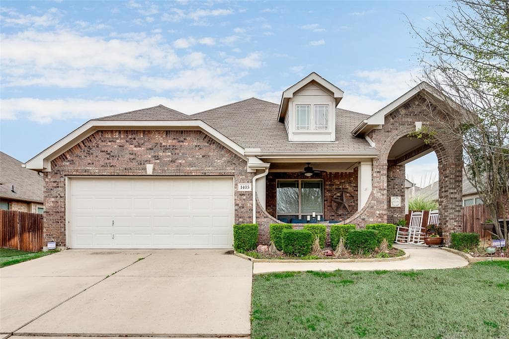 1405 Fox Glen Trl