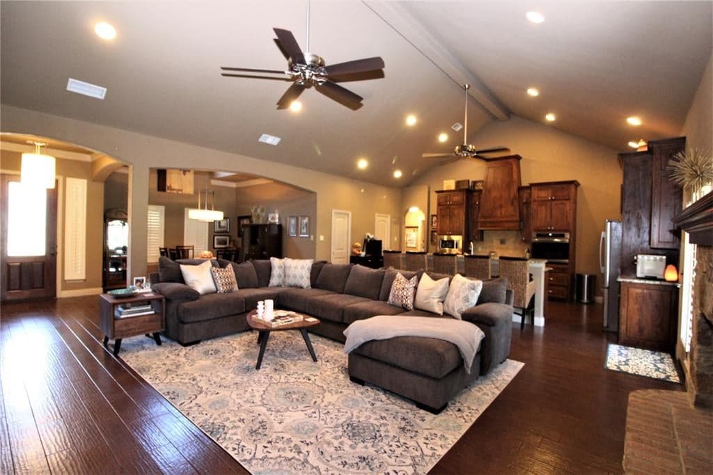 Gallery image 3