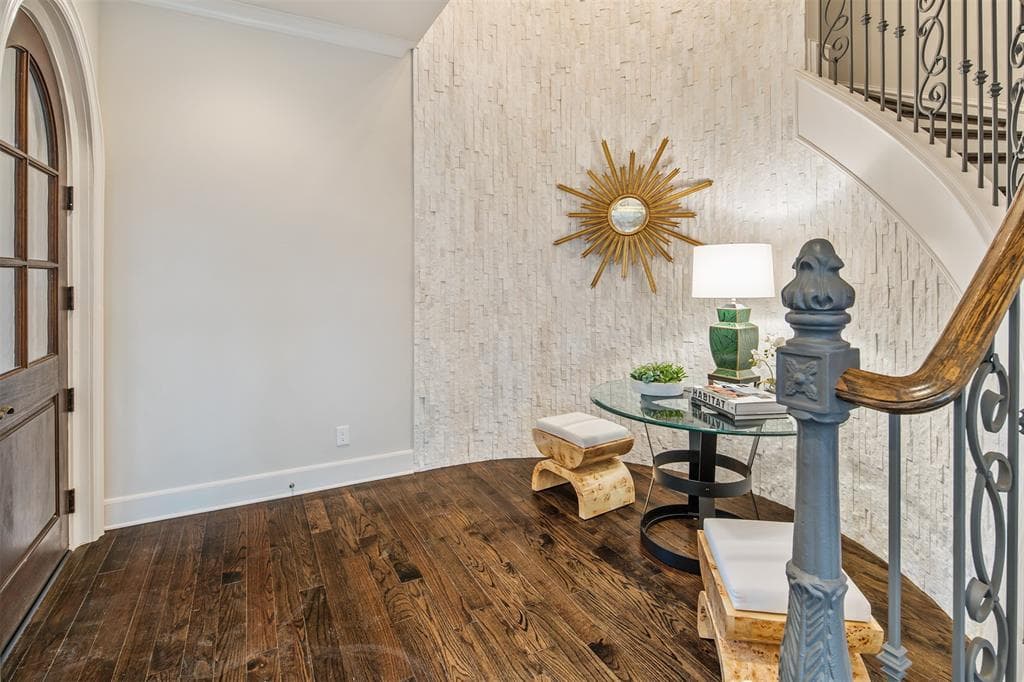 Gallery image 4