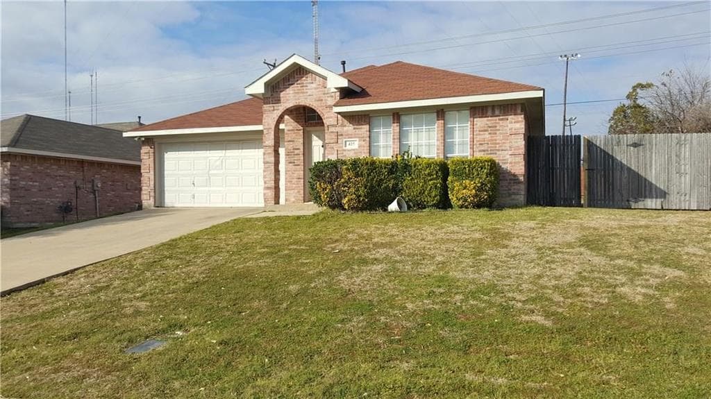 425 Leisure Dr